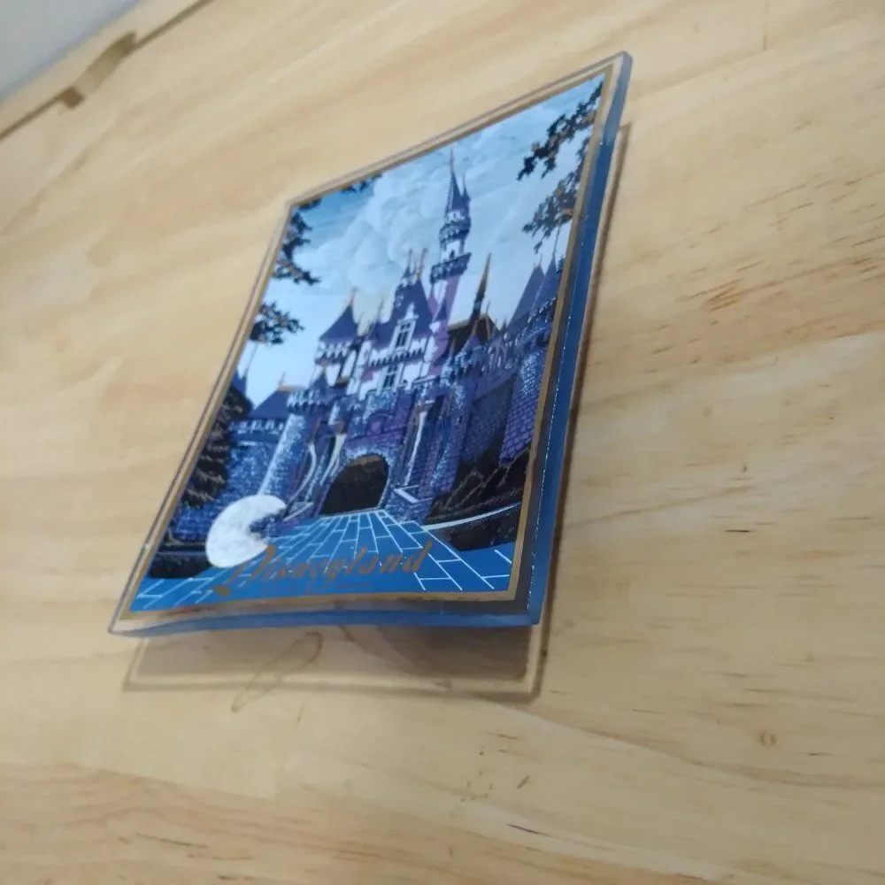NEW Deadstock Vintage Disneyland Castle Glass Ashtray Trinket Tray